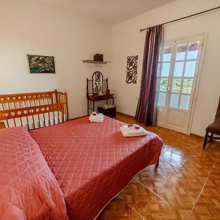 Corfiot With Seaviews To Halikounas