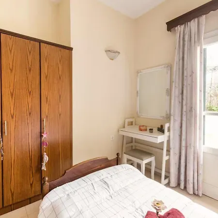 Corfiot With Seaviews To Halikounas