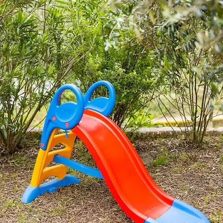 Corfiot With Seaviews To Halikounas