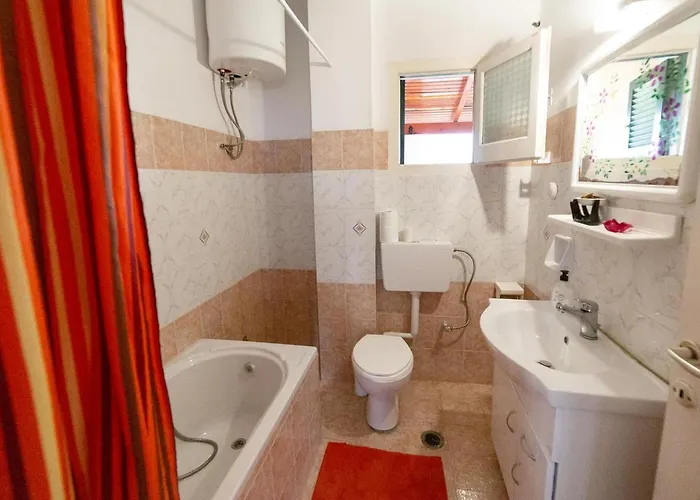 Case de vacanță Corfiot With Seaviews To *