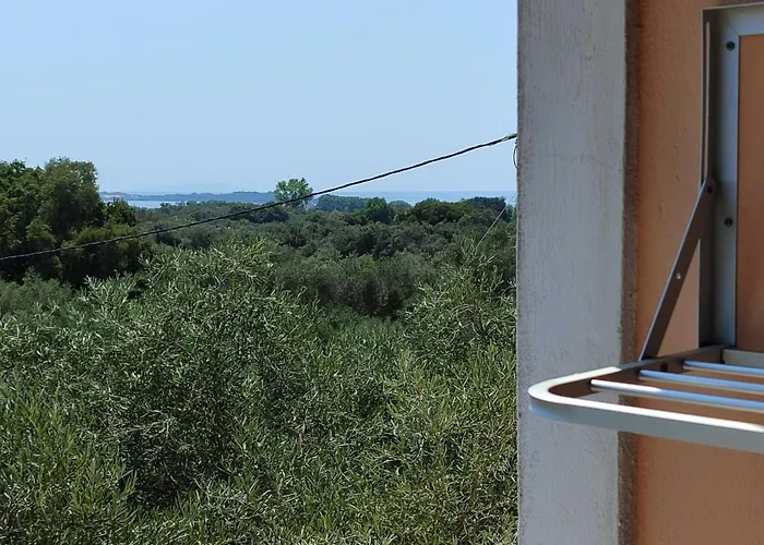 Corfiot With Seaviews To Case de vacanță