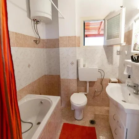 Дом отдыха Corfiot With Seaviews To *