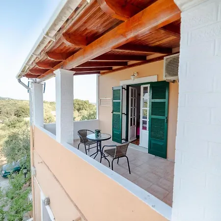 Дом отдыха Corfiot With Seaviews To *